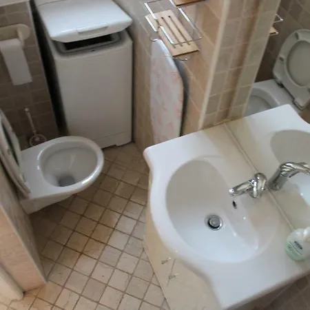 Astoria Apartment *